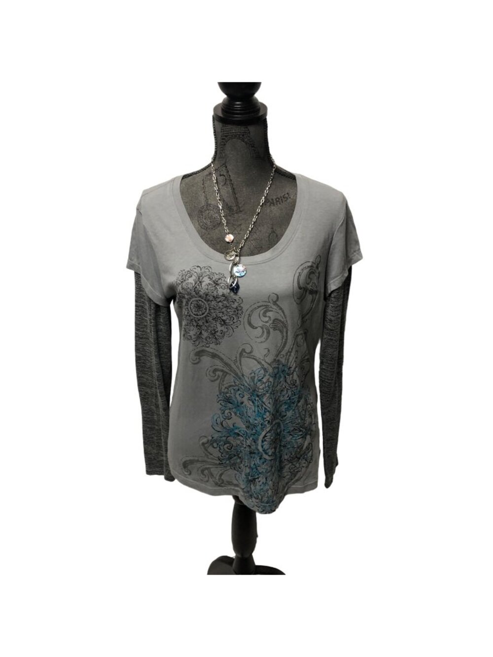 Appropriate Behavior Layered Long Sleeve Graphic Tee Womens Size Large 12-14 Top